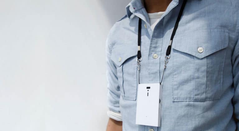 Une tenue appropriée pour le travail, que dit la loi ?